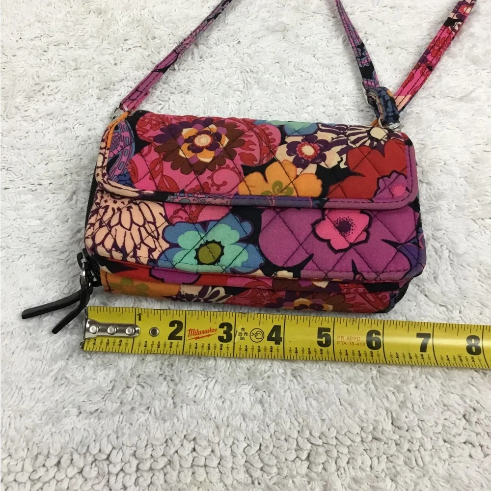 Vera Bradley good preloved
